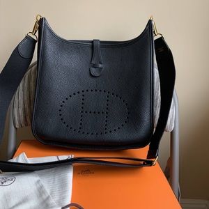 Hermès Evelyne III 29 Black with gold hardware